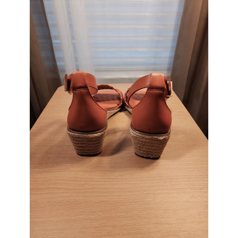 Vince Camuto TANGERINE Leather Net Low Ankle Strap Espadrille Wedge SZ 9 Wide - Picture 6 of 11